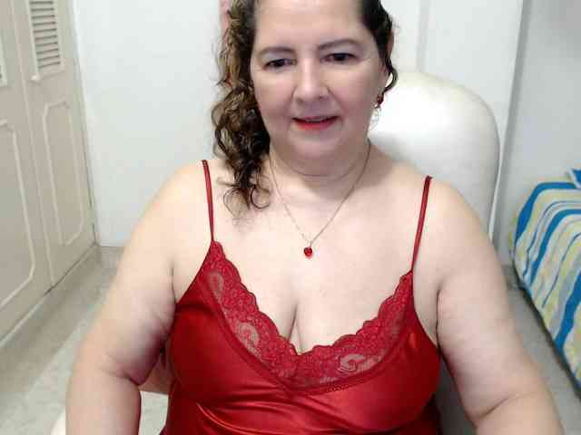 leonela-68