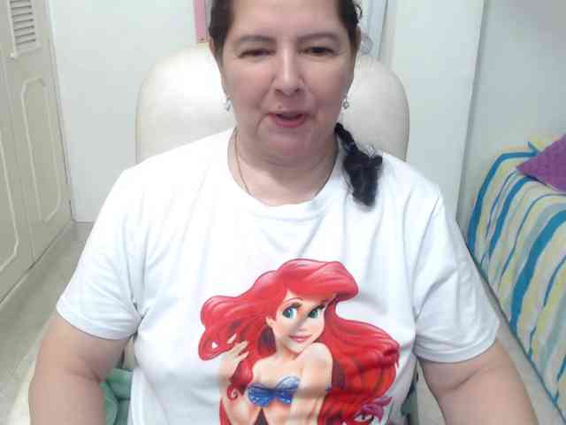 leonela-68 webcam