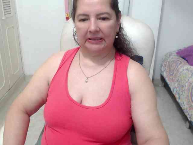 leonela-68