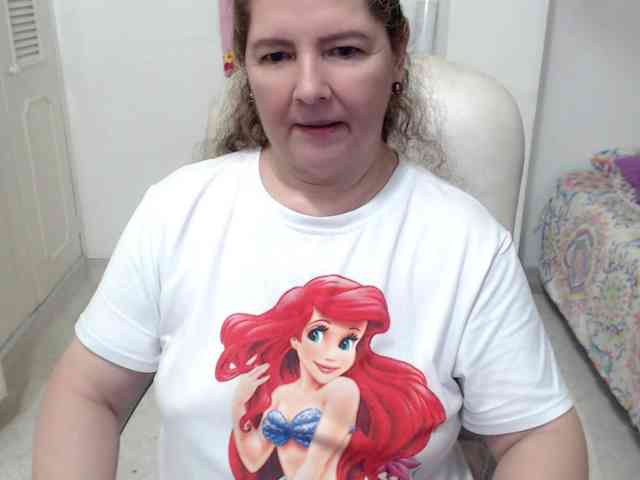 leonela-68 webcam