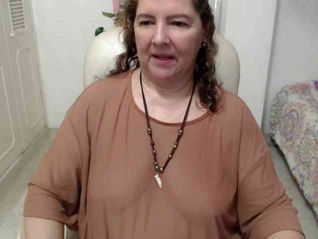leonela-68 webcam