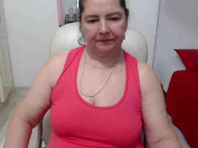 leonela-68 webcam