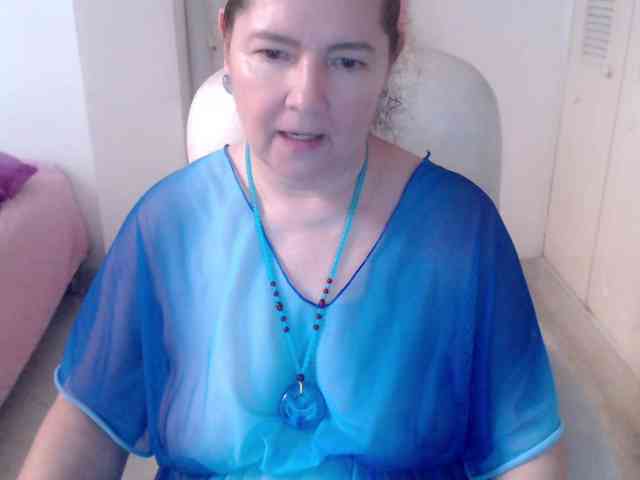 leonela-68 webcam