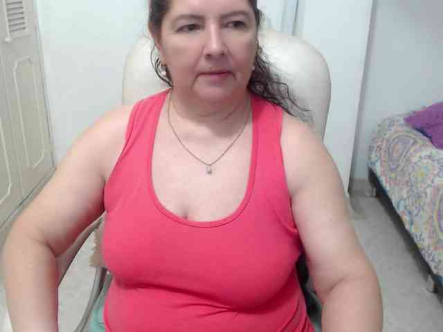 leonela-68