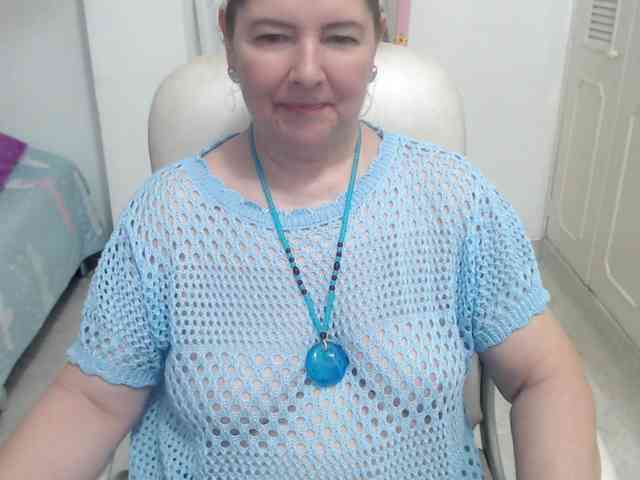 leonela-68 webcam