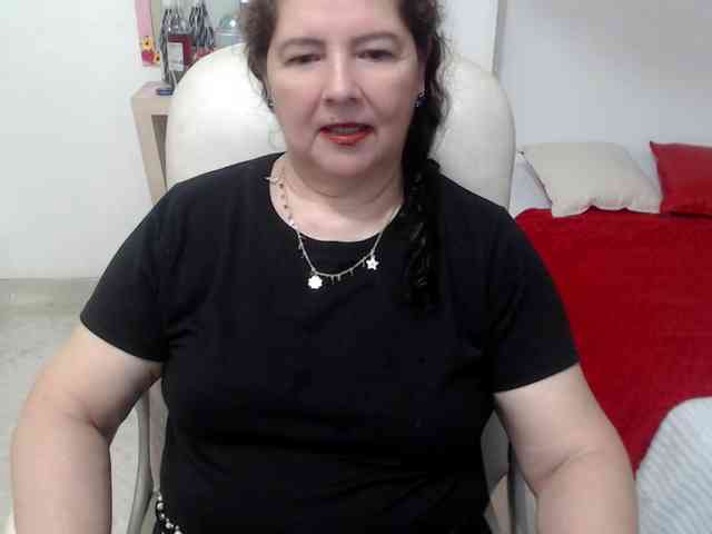 leonela-68