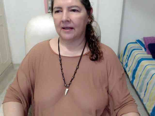 leonela-68 leonela-68
