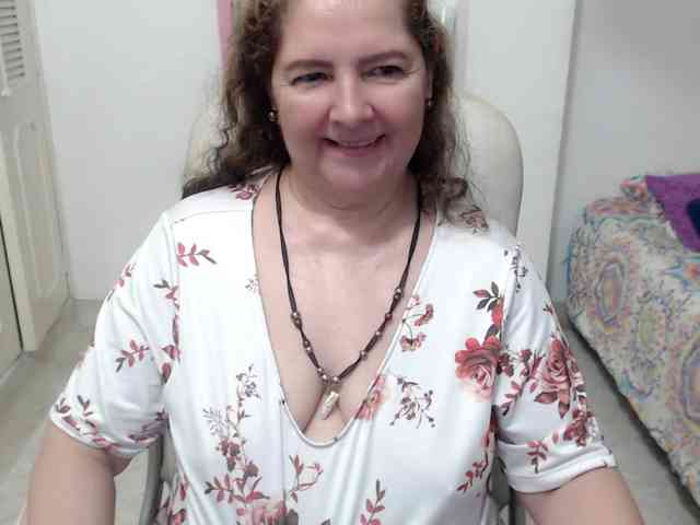 leonela-68 webcam