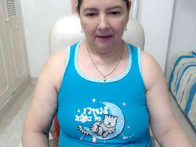 leonela-68
