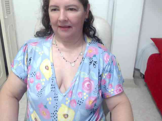 leonela-68 webcam