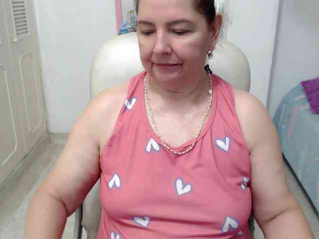 leonela-68 webcam