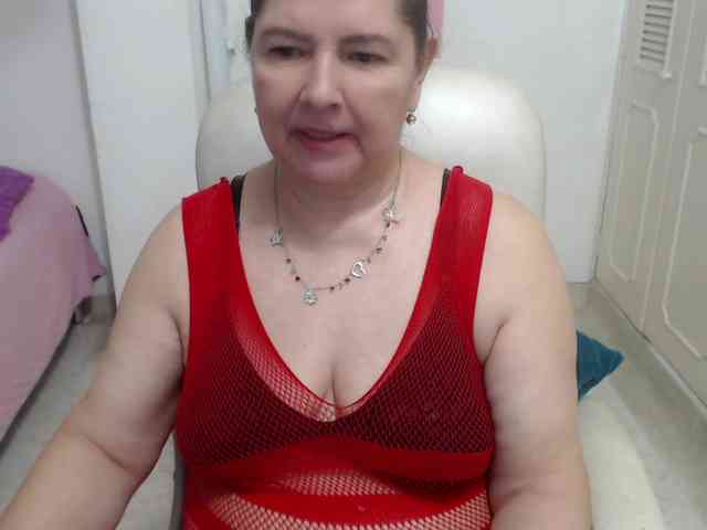 leonela-68 webcam