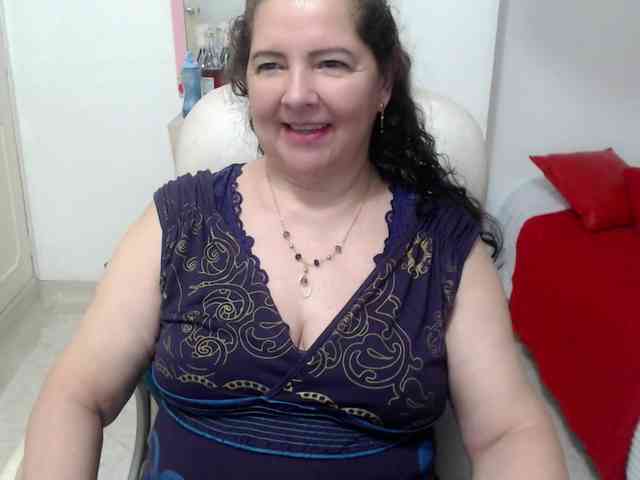 leonela-68 webcam