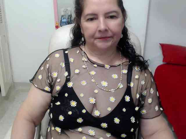 leonela-68 webcam
