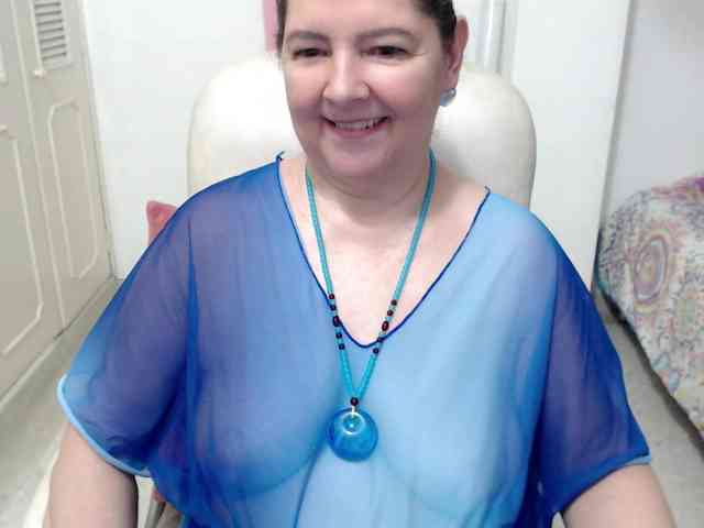 leonela-68 webcam