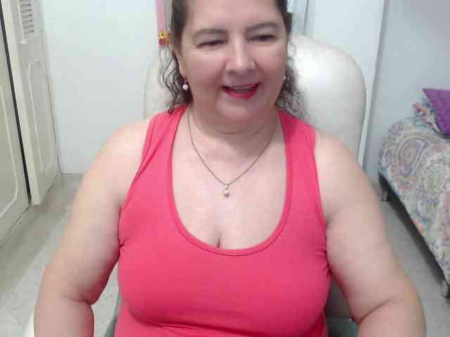 leonela-68
