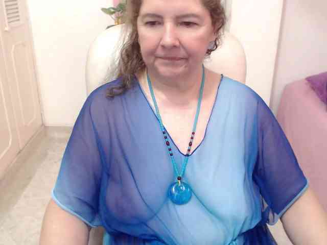 leonela-68 webcam