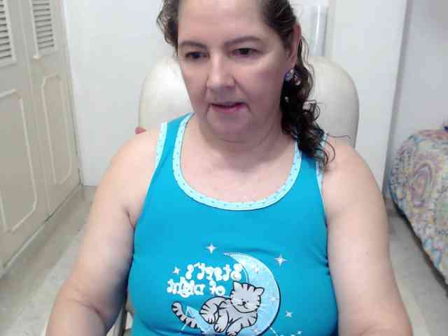 leonela-68 webcam