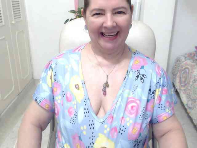 leonela-68