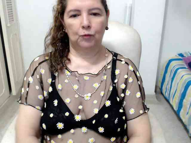 leonela-68 webcam