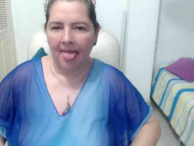 leonela-68 webcam