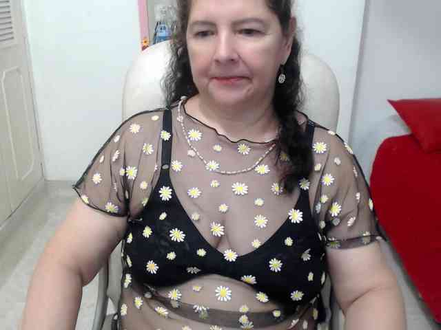 leonela-68 webcam