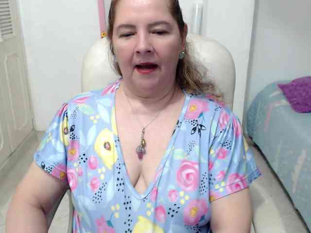 leonela-68