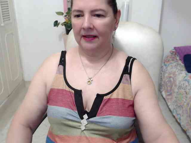 leonela-68 webcam