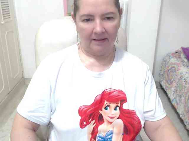 leonela-68 webcam