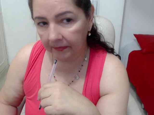 leonela-68 webcam