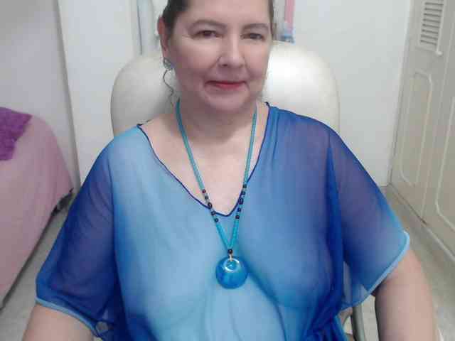 leonela-68 webcam