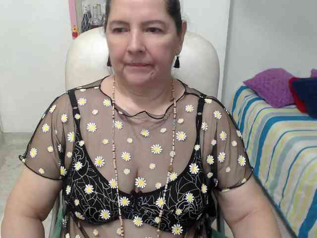 leonela-68 webcam