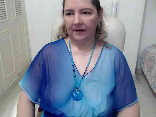 leonela-68 webcam