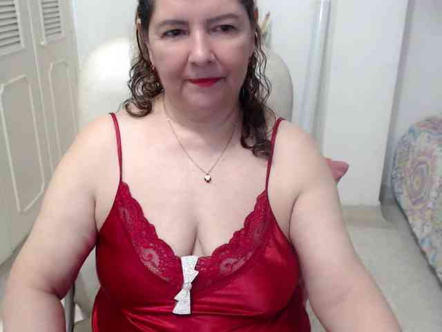 leonela-68