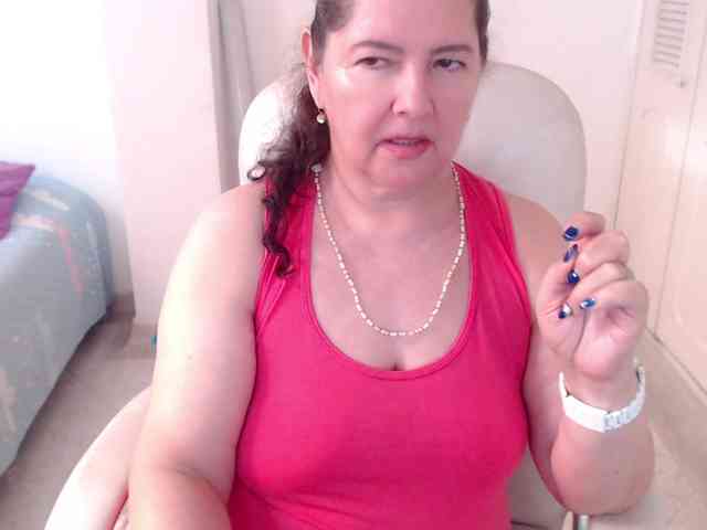leonela-68 webcam