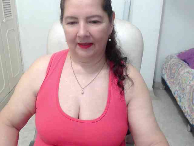 leonela-68