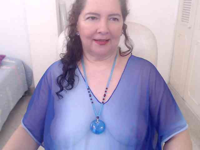 leonela-68 webcam
