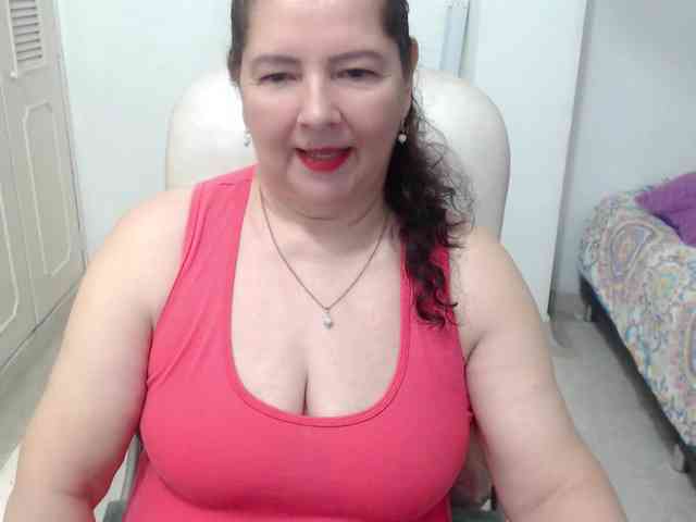 leonela-68