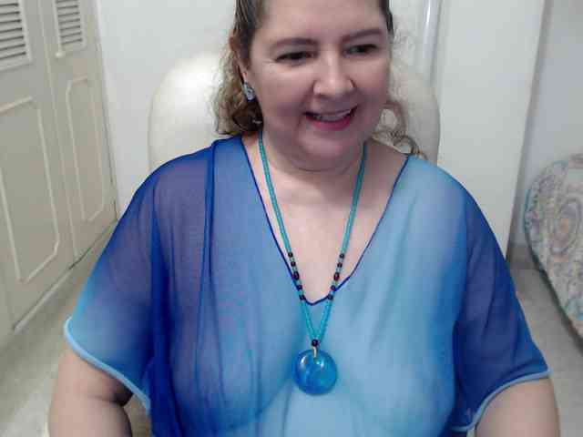 leonela-68
