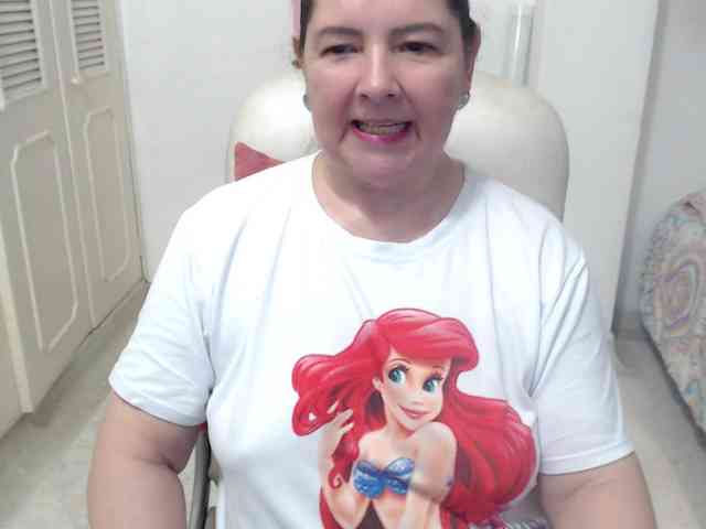 leonela-68 webcam