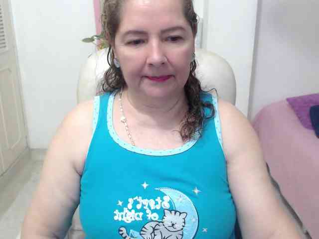 leonela-68 webcam