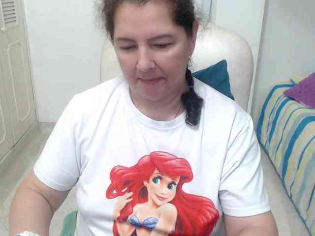 leonela-68