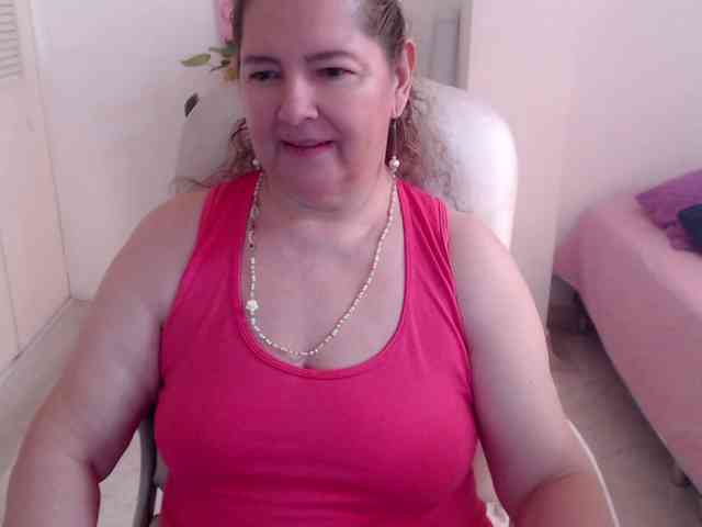 leonela-68 webcam