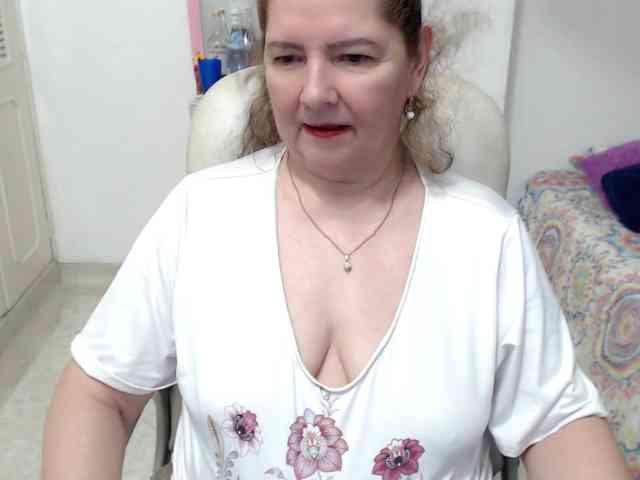 leonela-68 webcam