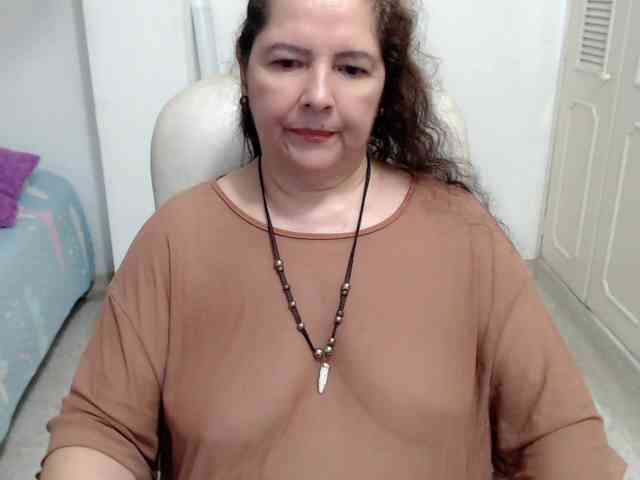 leonela-68 webcam