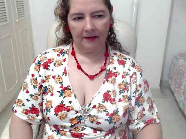 leonela-68 webcam