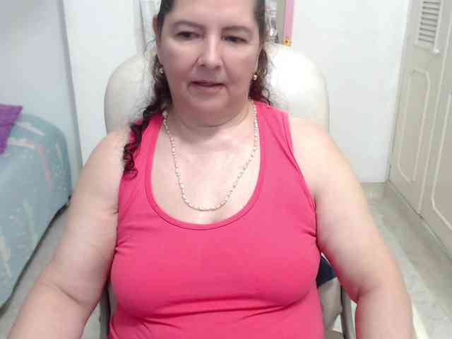 leonela-68 webcam