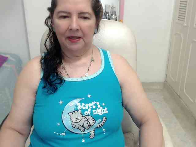 leonela-68 webcam