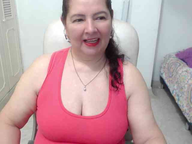 leonela-68