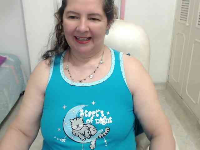 leonela-68 webcam